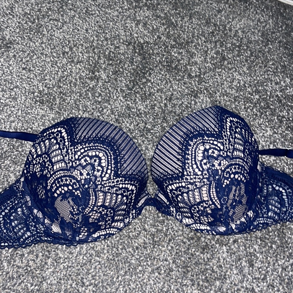 victoria’s secret lace bra